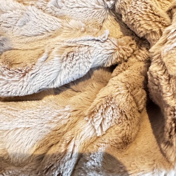 NEW Jack Soft Camel Faux Fur Vest - Picture 10 of 10